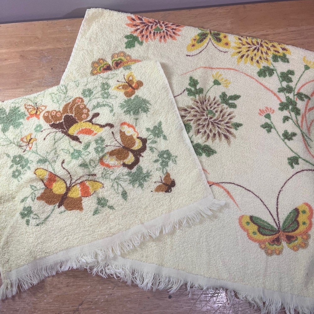 Vtg Cannon Butterfly Floral Towel Set 2pc Cream Yellow Orange Fringed Retro